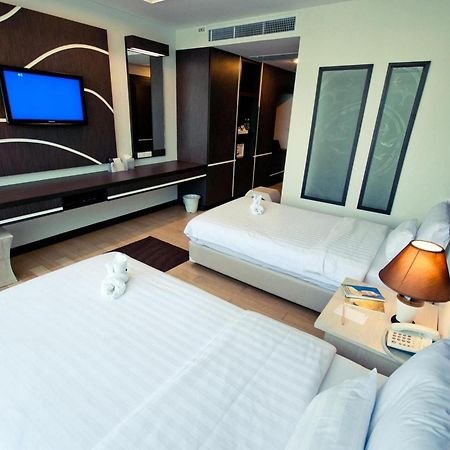 A-Te Chumphon Hotel - Sha Plus Ngoại thất bức ảnh