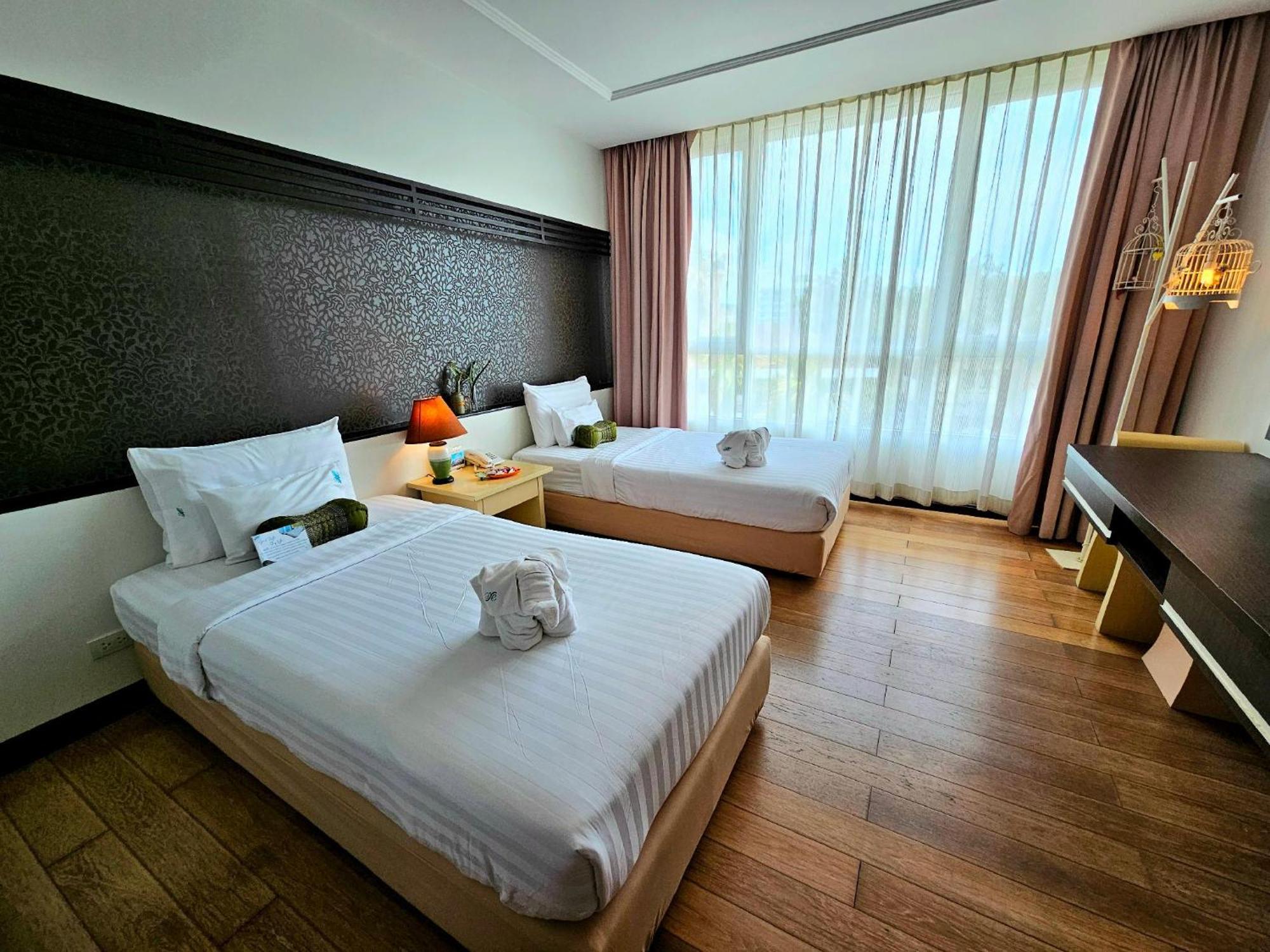 A-Te Chumphon Hotel - Sha Plus Ngoại thất bức ảnh